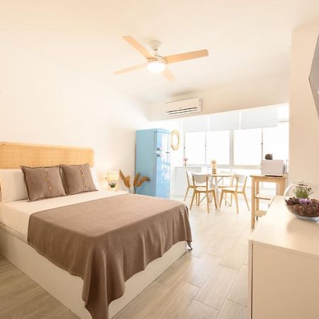Ramon Y Cajal By 10Tosea Apartment Фуeнхирола Екстериор снимка