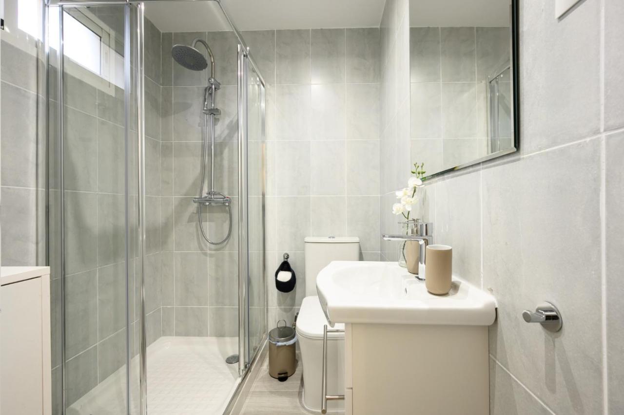 Ramon Y Cajal By 10Tosea Apartment Фуeнхирола Екстериор снимка