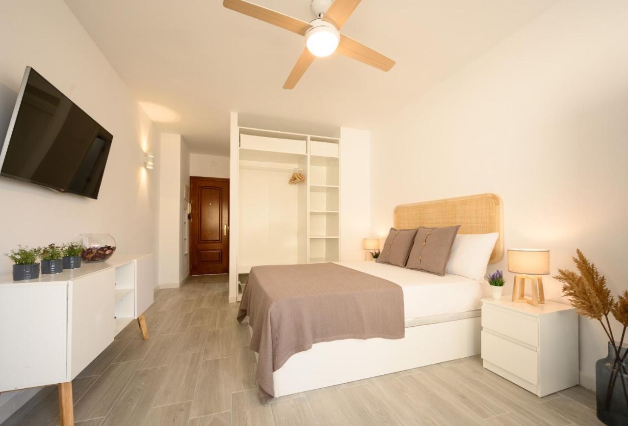 Ramon Y Cajal By 10Tosea Apartment Фуeнхирола Екстериор снимка