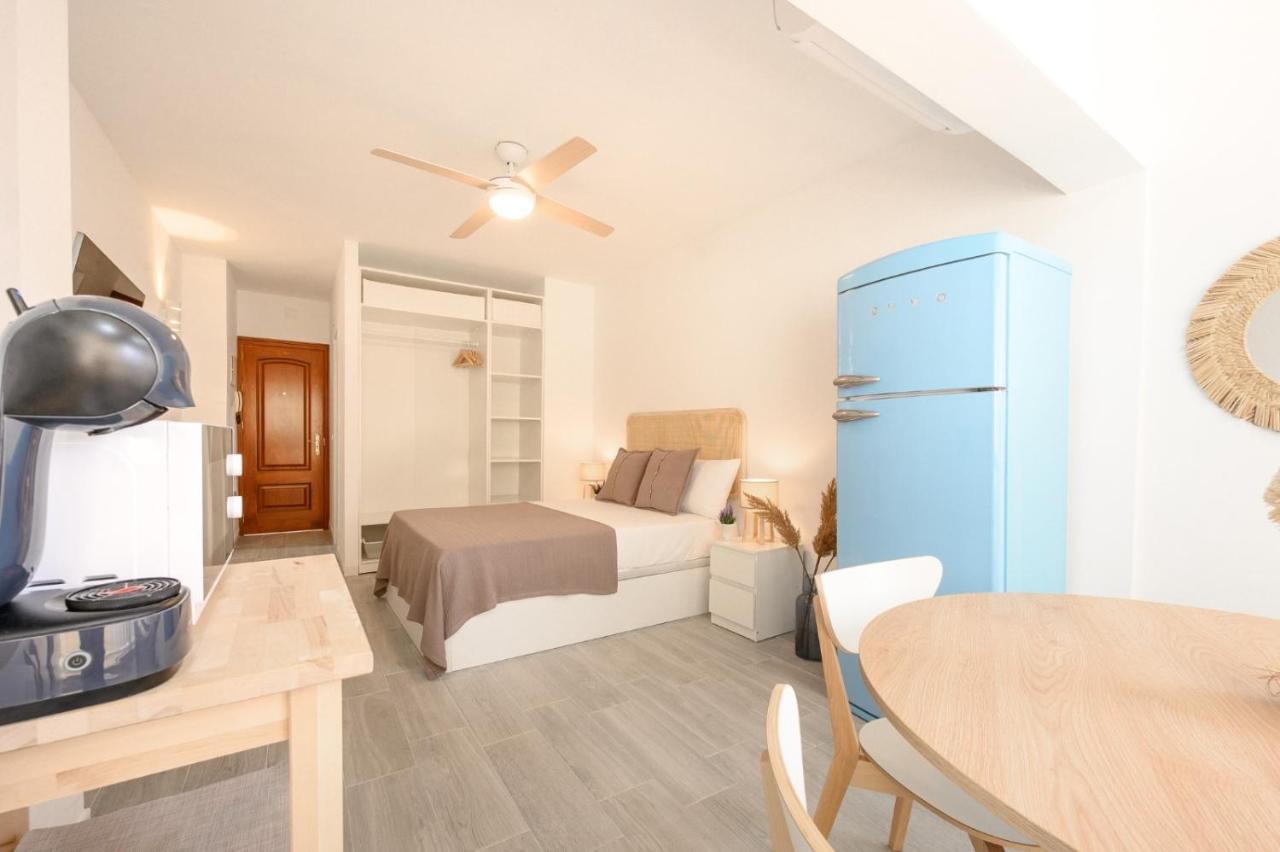 Ramon Y Cajal By 10Tosea Apartment Фуeнхирола Екстериор снимка